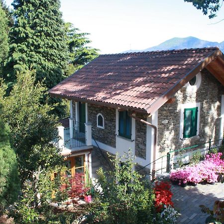 Apartament La Camelia D'Oro Oggebio Zewnętrze zdjęcie