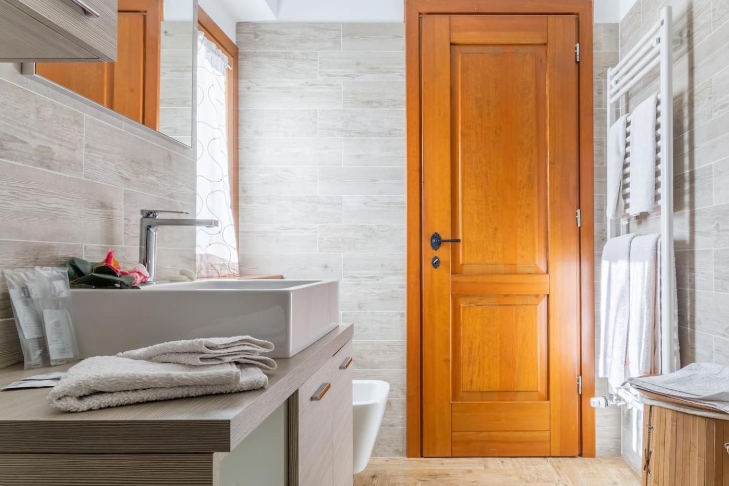 Apartament La Camelia D'Oro Oggebio Zewnętrze zdjęcie